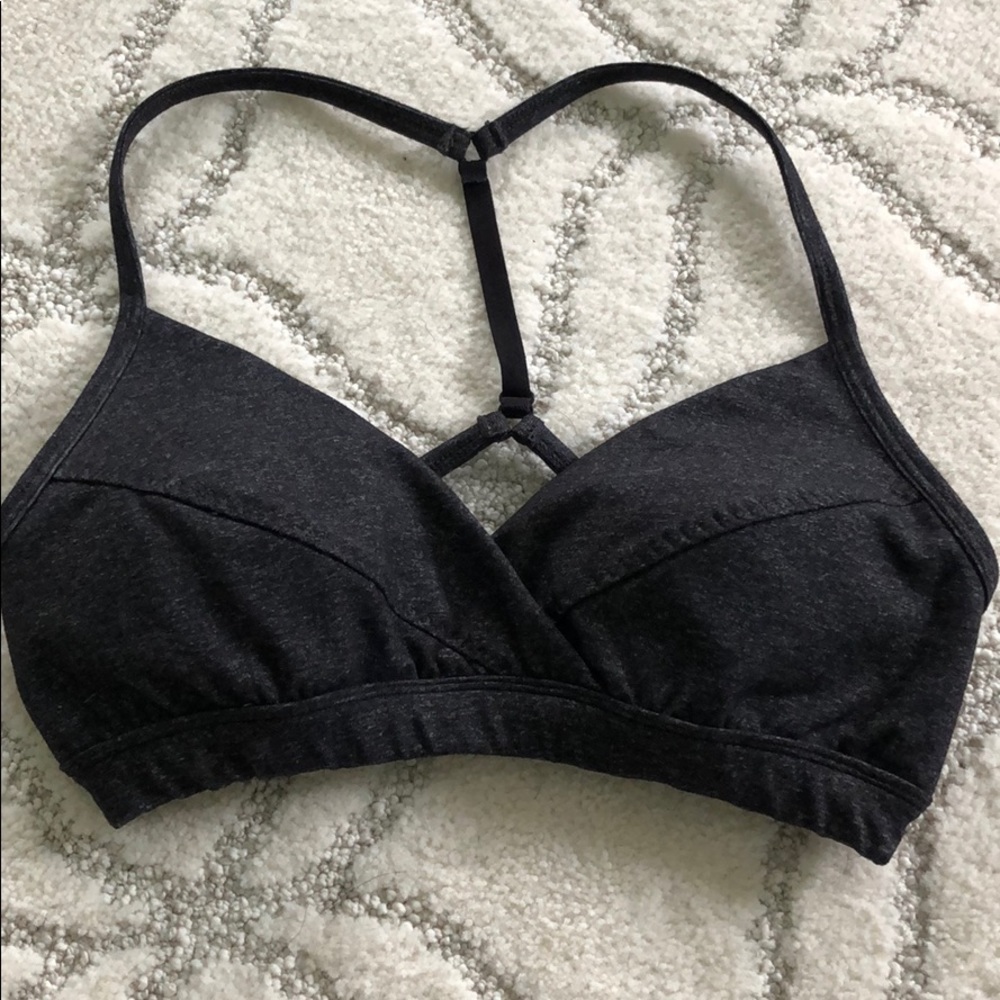 Sports bra